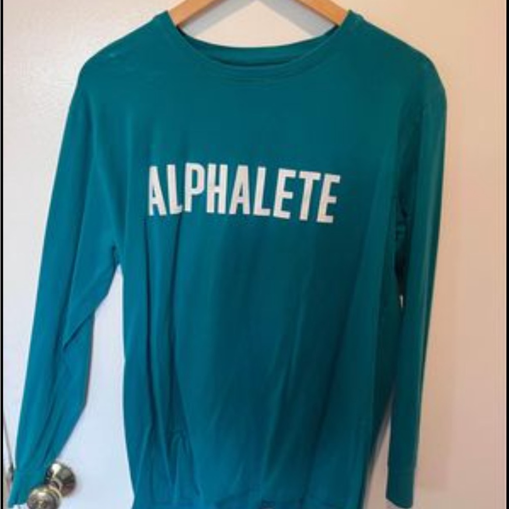 Alphalete Long Sleeve Shirt